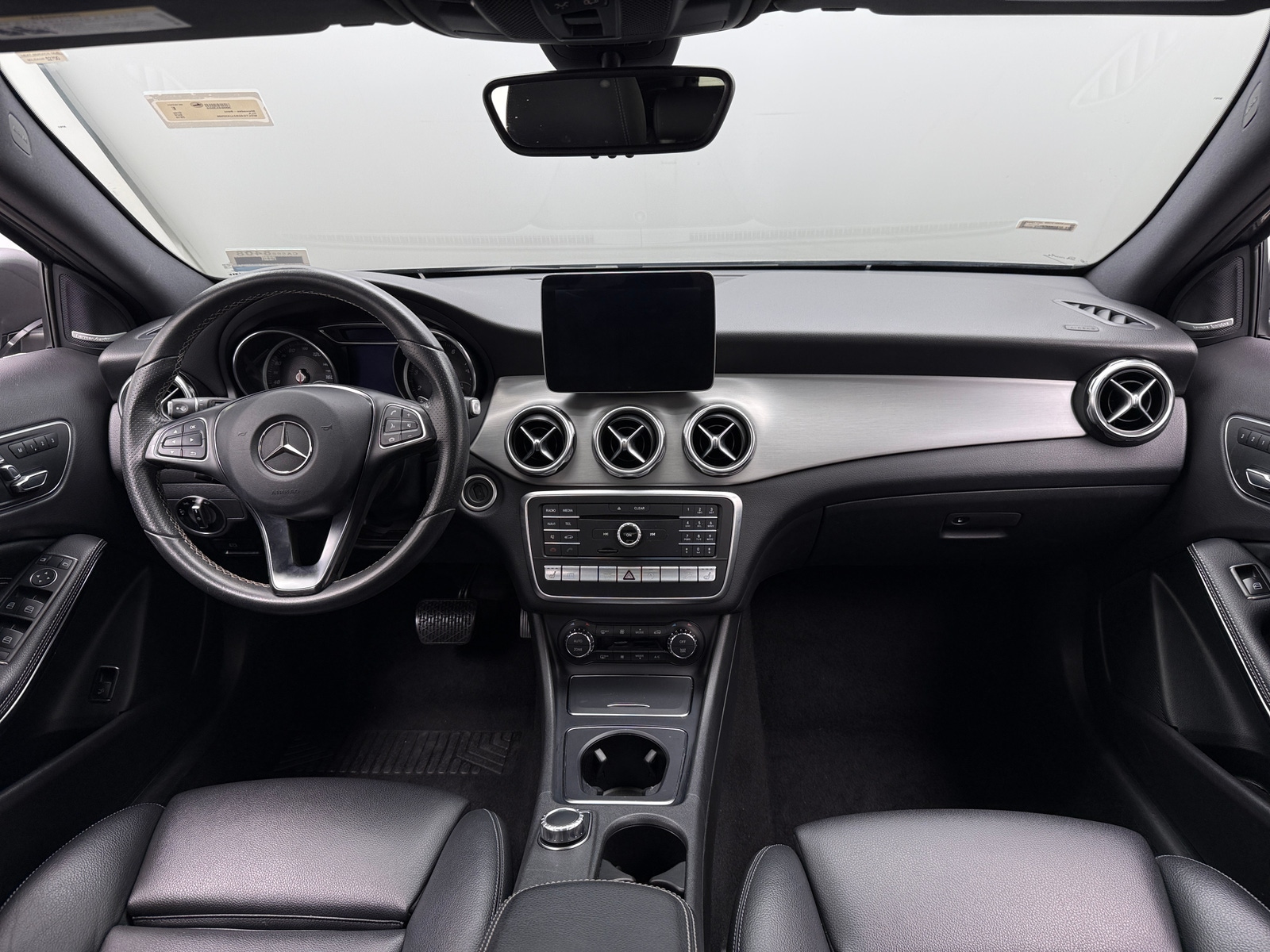 Thumbnail: 2018 Mercedes-Benz GLA - 3