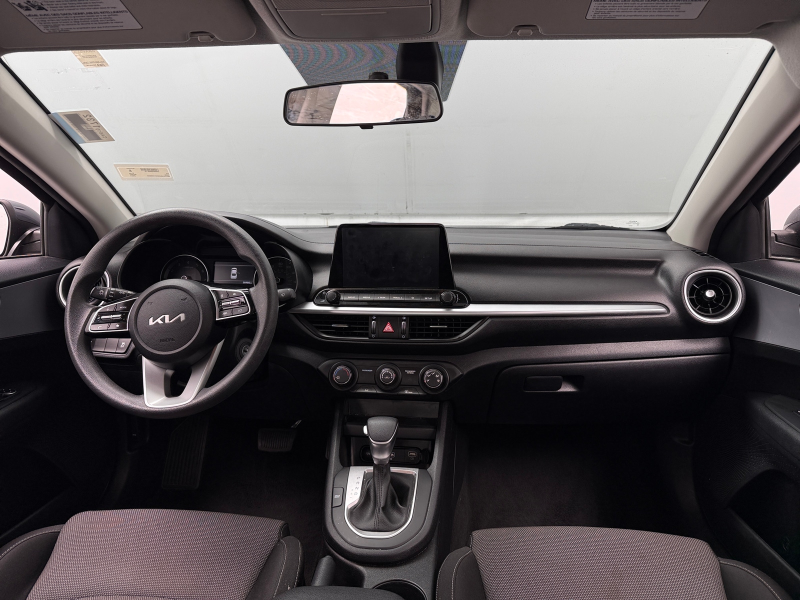 Thumbnail: 2024 Kia Forte - 3