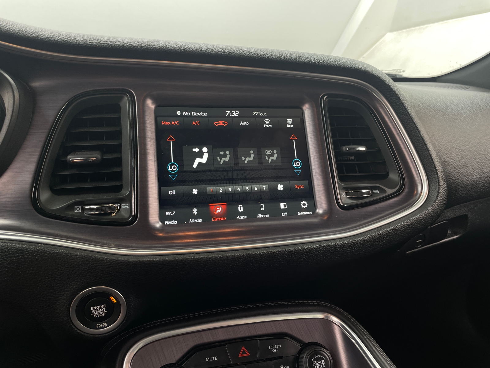 Thumbnail: 2018 Dodge Challenger - 3