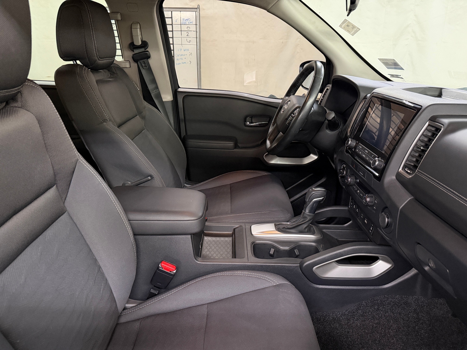 Thumbnail: 2022 Nissan Frontier - 2