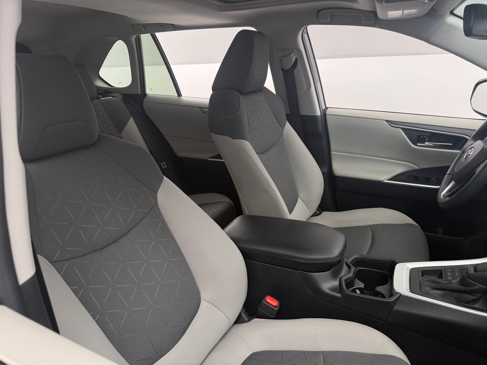 Thumbnail: 2021 Toyota RAV4 - 2