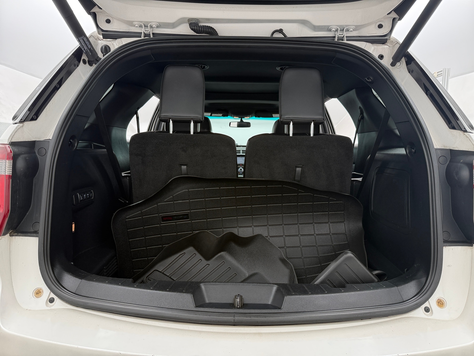 Thumbnail: 2016 Ford Explorer - 6