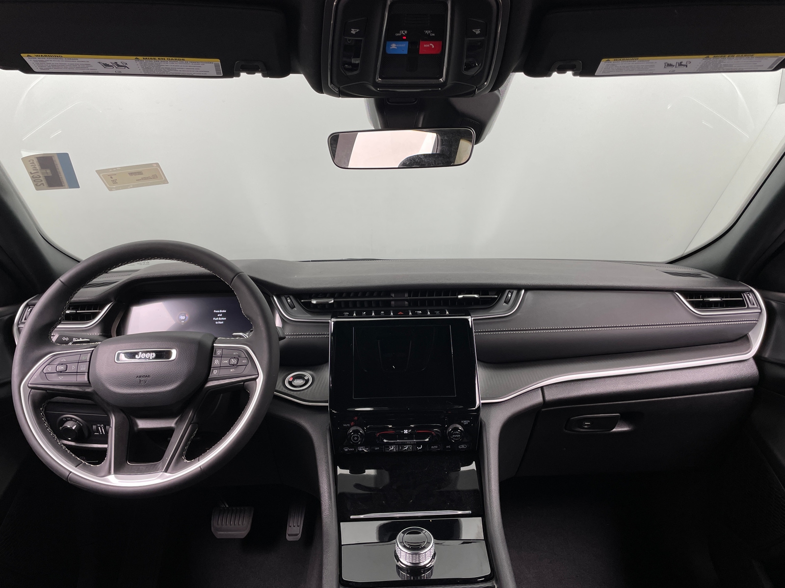 Thumbnail: 2025 Jeep Grand Cherokee - 3
