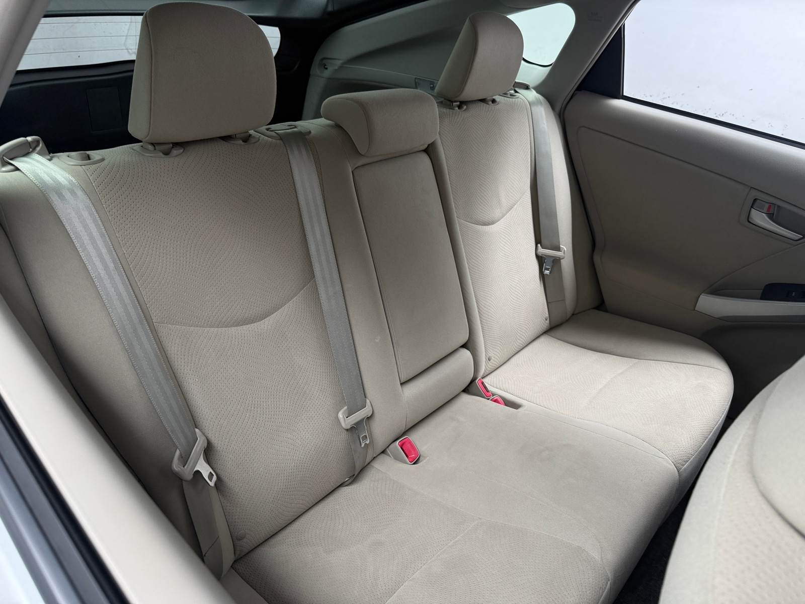 Thumbnail: 2015 Toyota Prius - 6