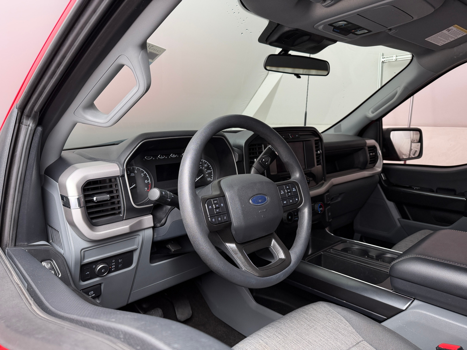 Thumbnail: 2022 Ford Econoline - 3