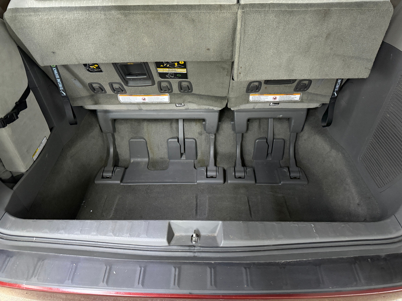 Thumbnail: 2018 Toyota Sienna - 7