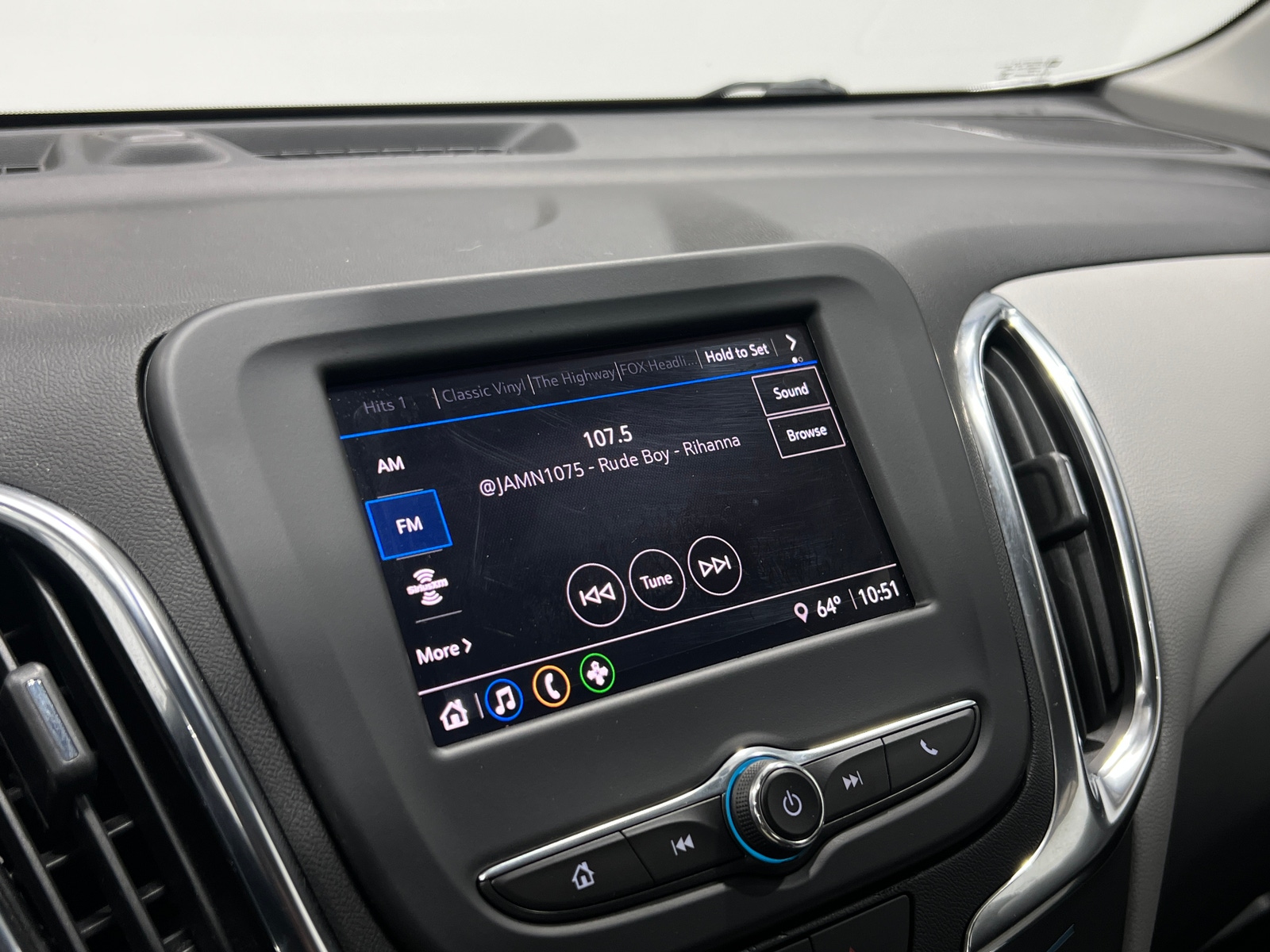 Thumbnail: 2024 Chevrolet Equinox - 4