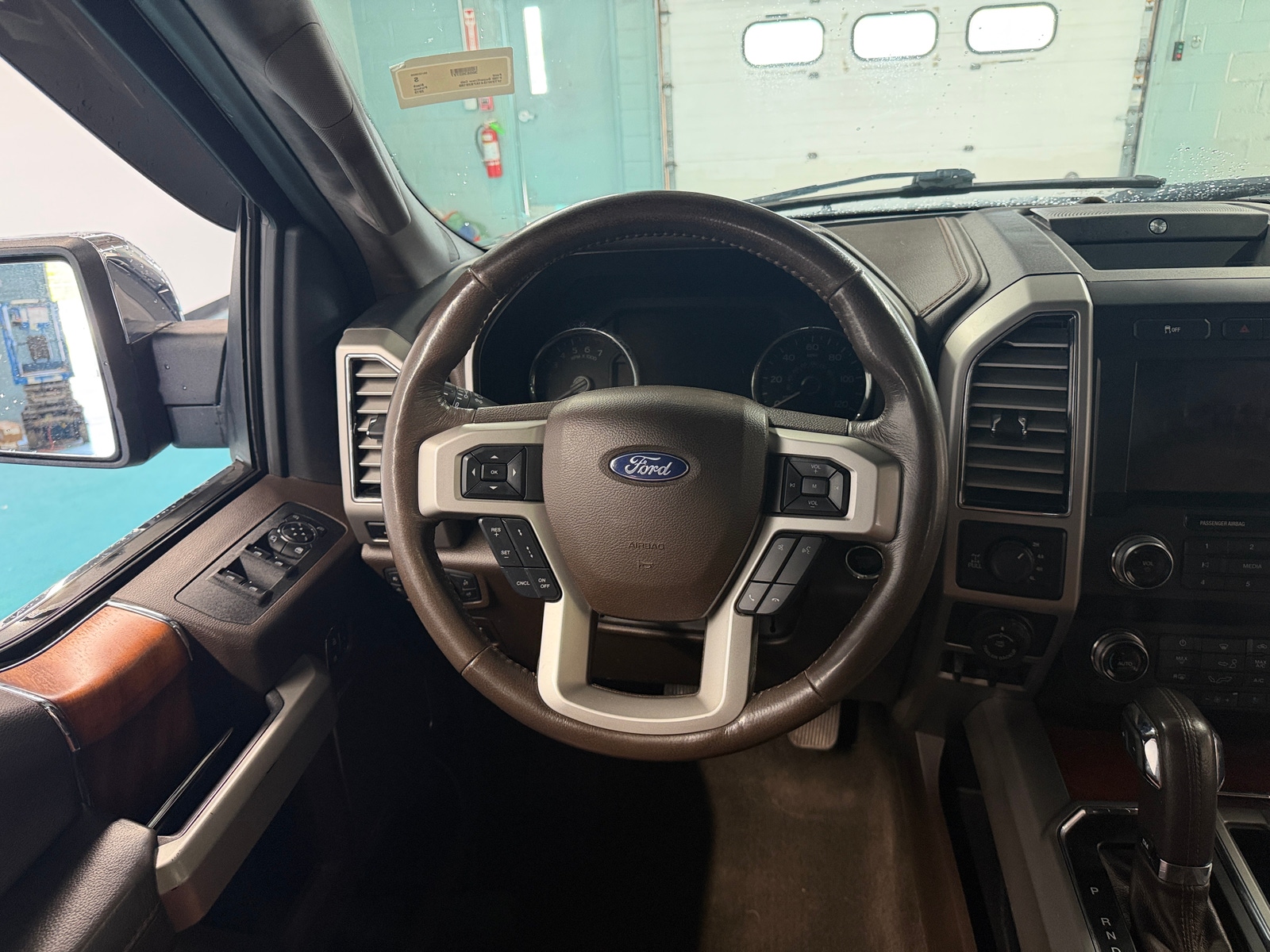 Thumbnail: 2019 Ford Econoline - 4