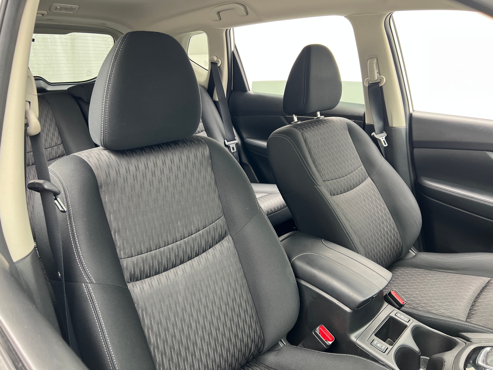Thumbnail: 2019 Nissan Rogue - 2