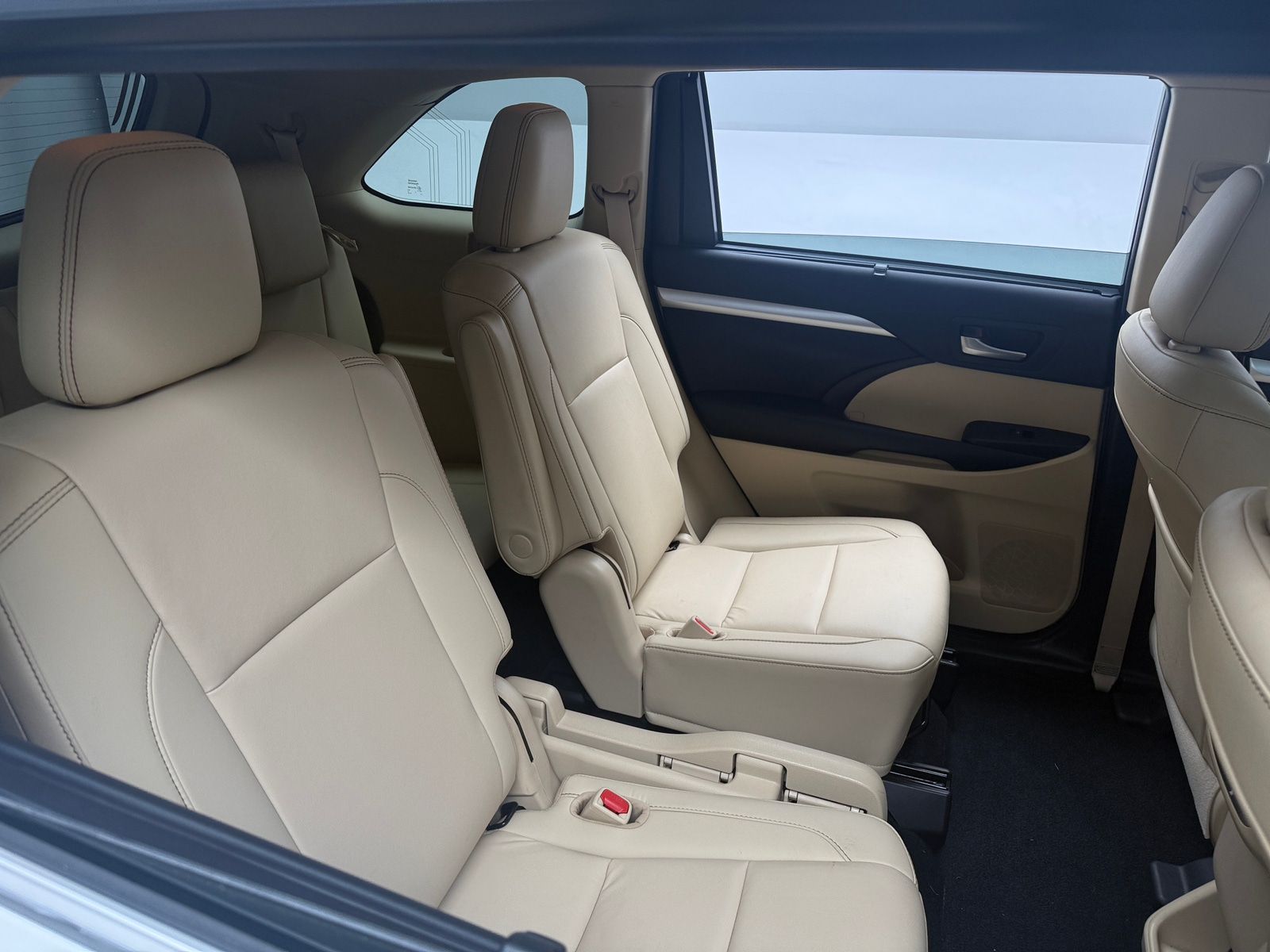 Thumbnail: 2019 Toyota Highlander - 5