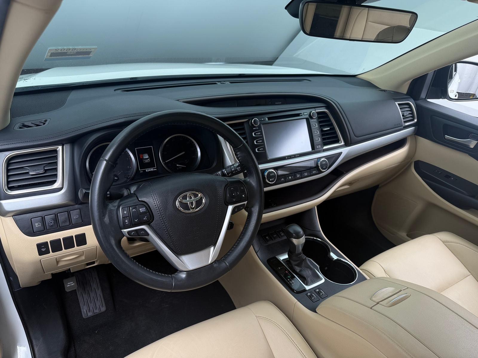 Thumbnail: 2019 Toyota Highlander - 2