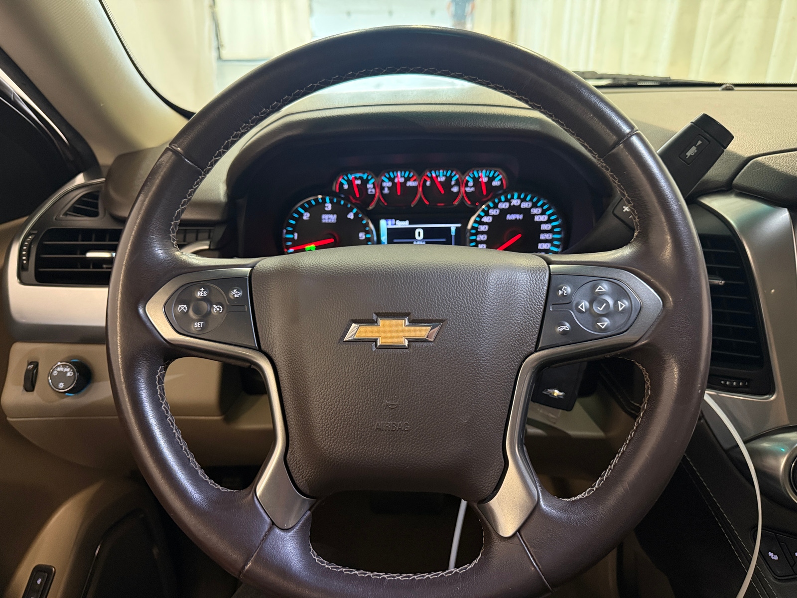 Thumbnail: 2020 Chevrolet Tahoe - 4