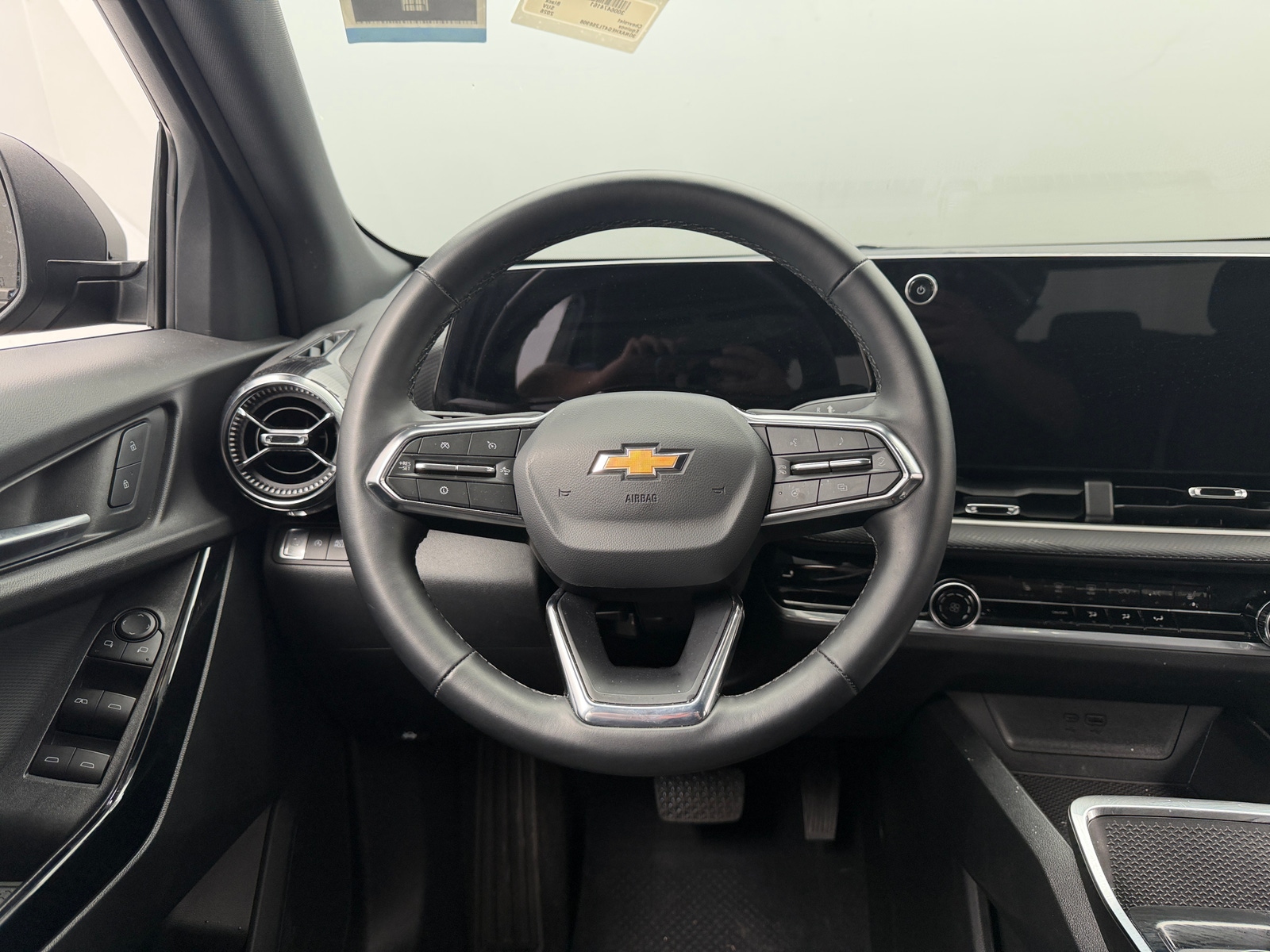 Thumbnail: 2026 Chevrolet Equinox - 5