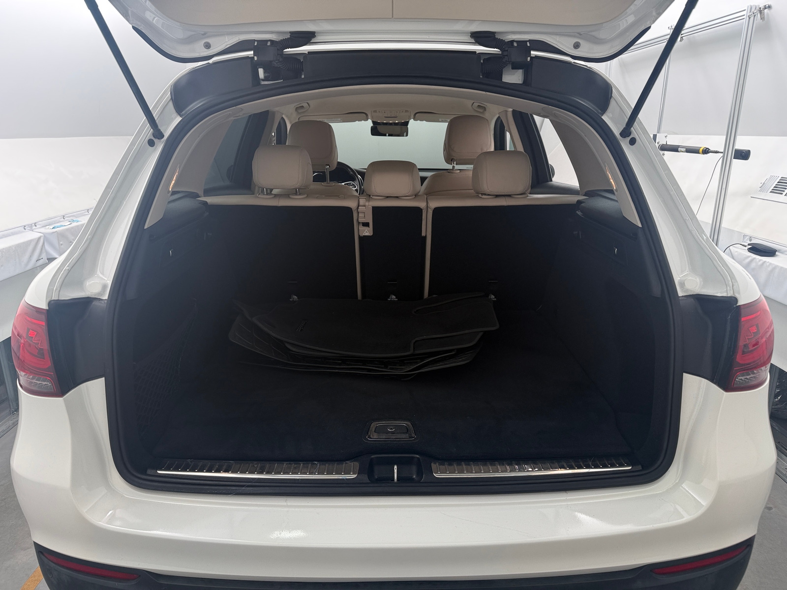 Thumbnail: 2022 Mercedes-Benz GLC - 6