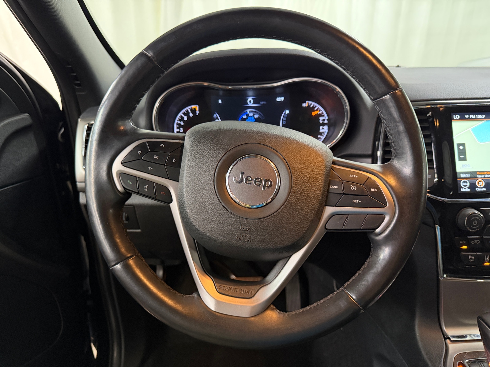 Thumbnail: 2021 Jeep Grand Cherokee - 4