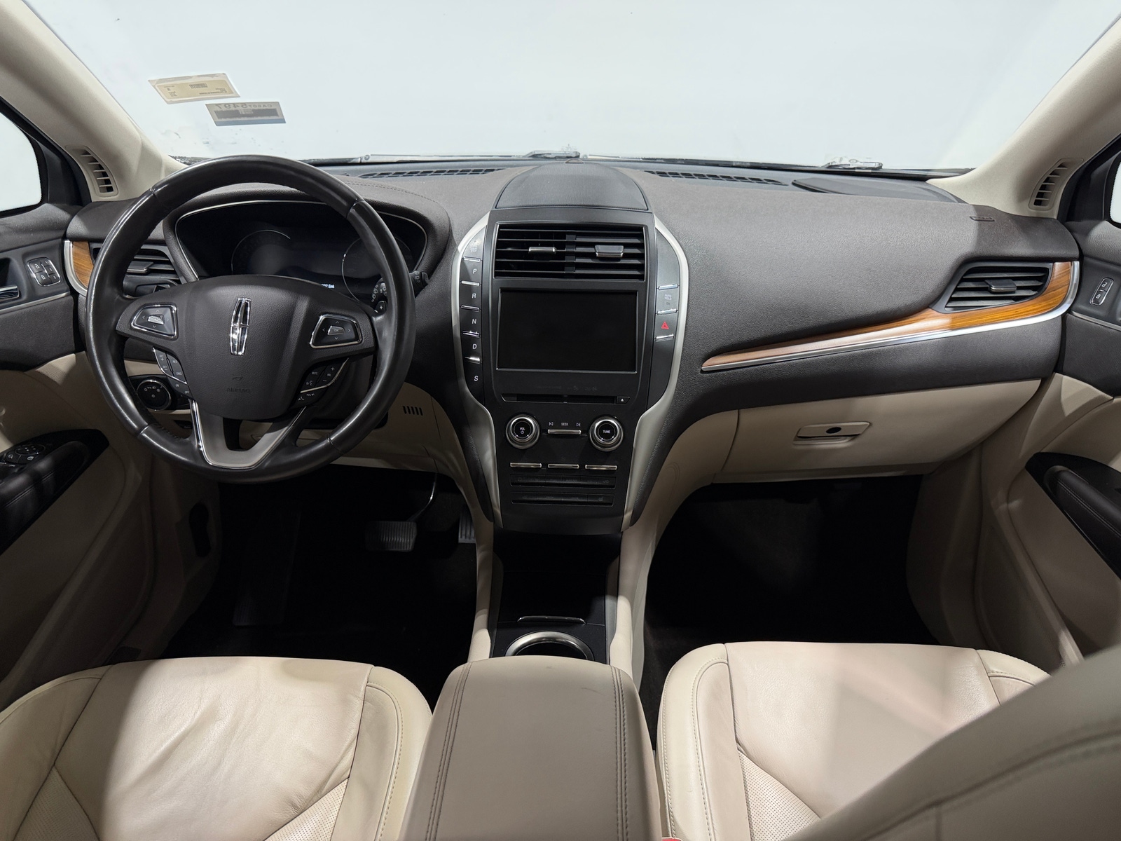 Thumbnail: 2019 Lincoln MKC - 2