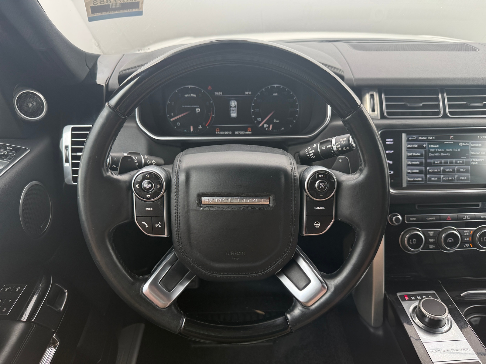 Thumbnail: 2015 Land Rover Range Rover - 5