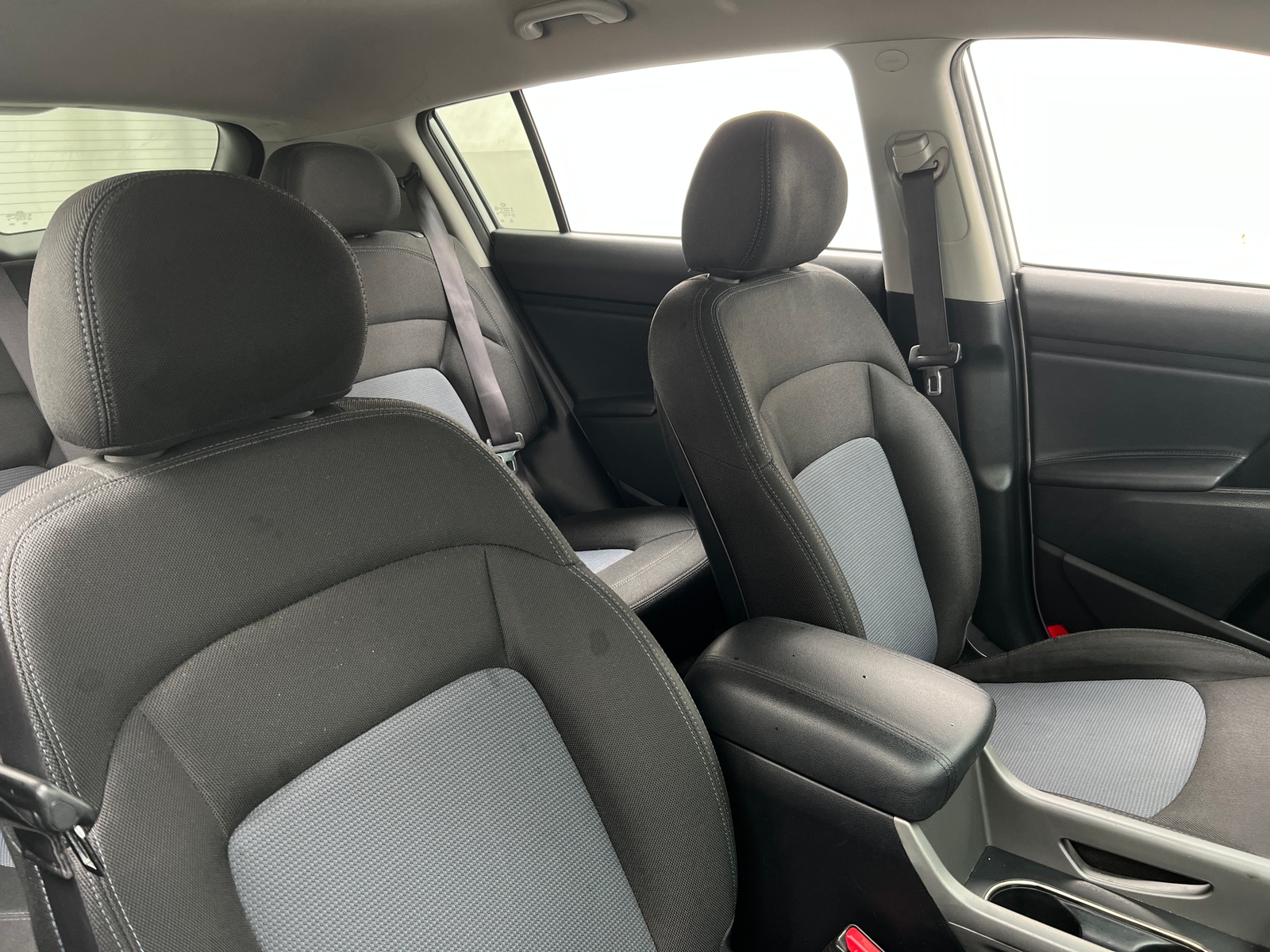 Thumbnail: 2016 Kia Sportage - 2