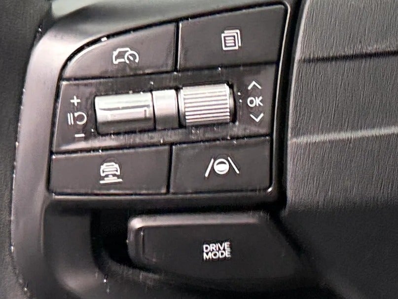 2025 Kia K4 LXS - Photo 11