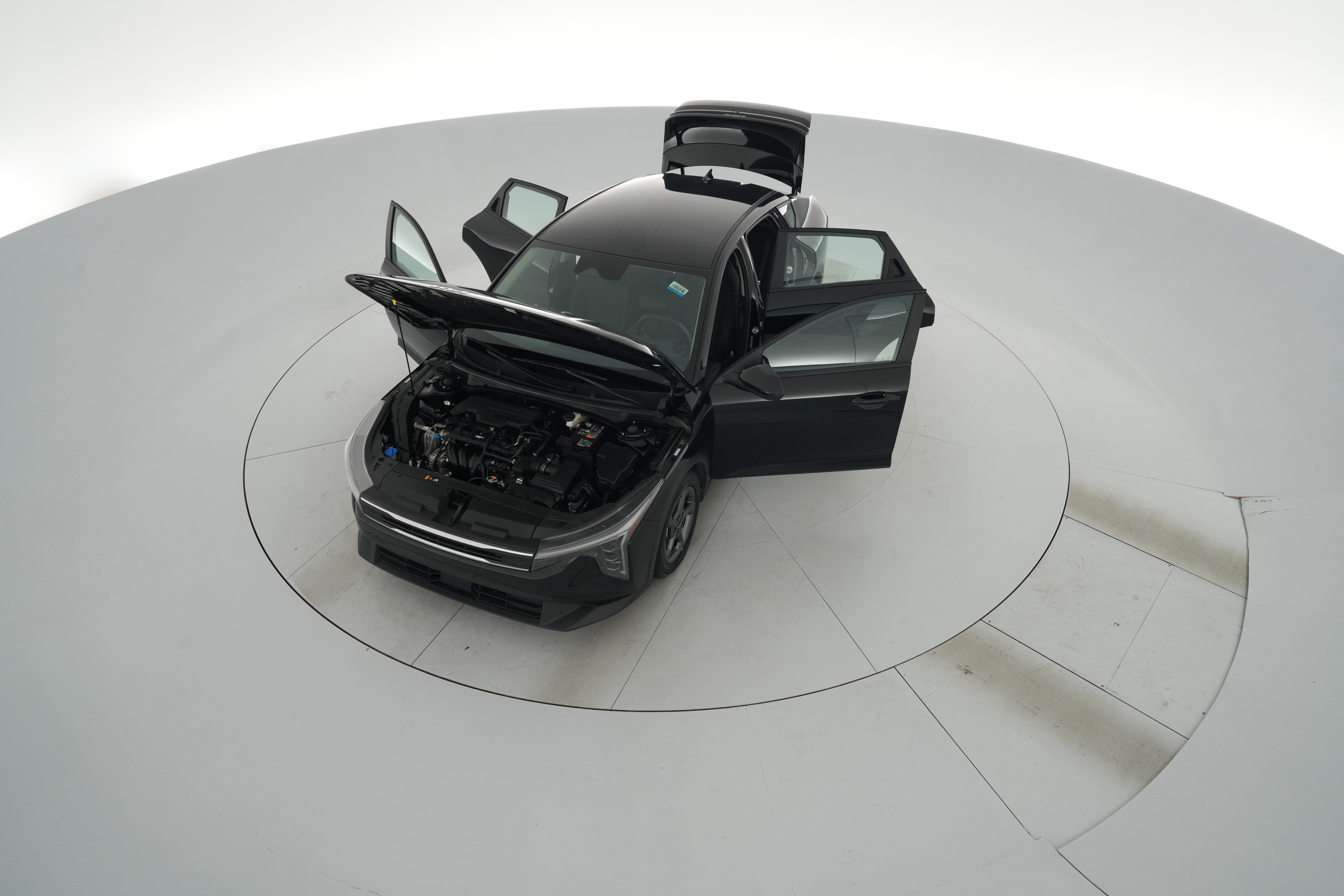 2025 Kia K4 LXS - Photo 39