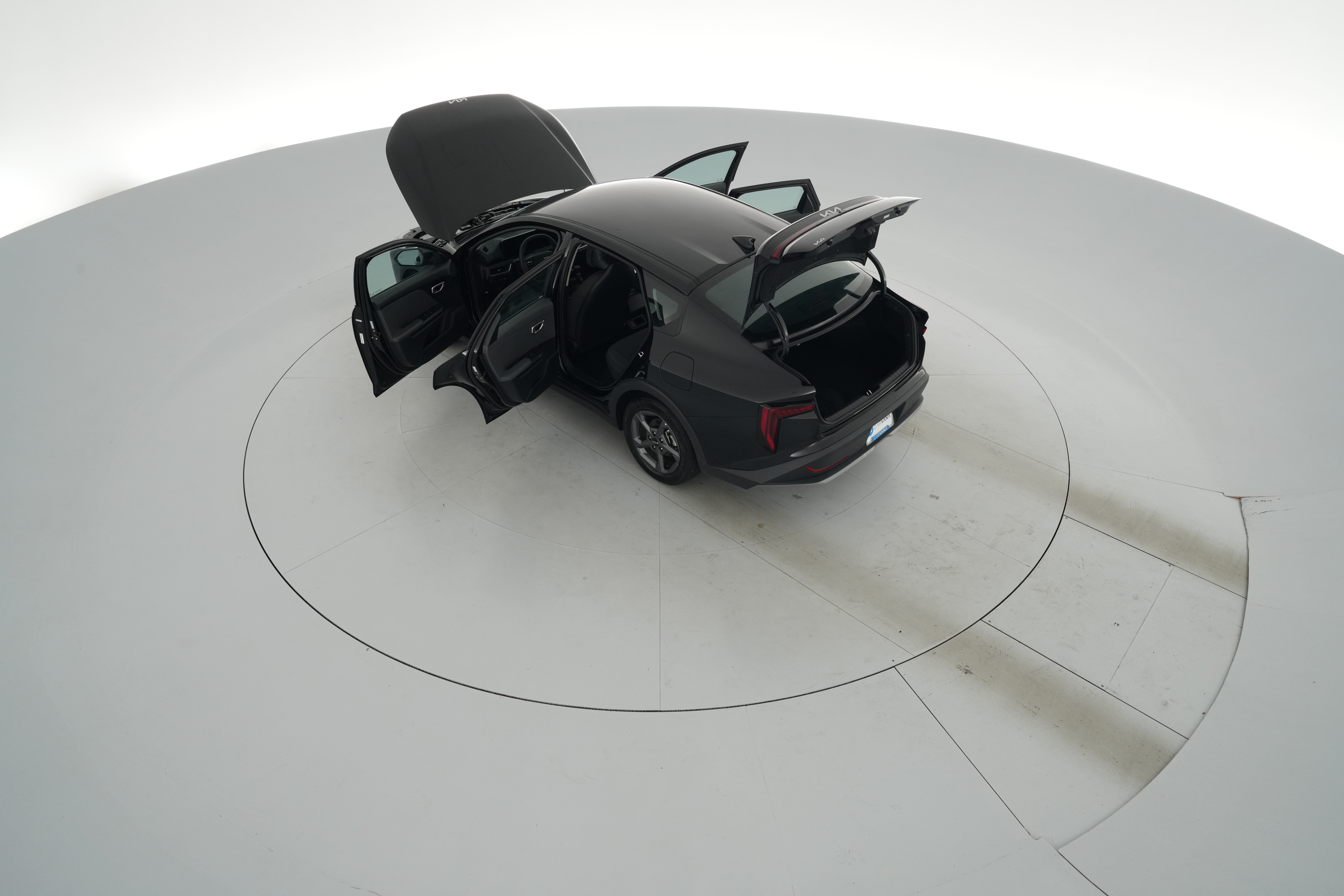 2025 Kia K4 LXS - Photo 44