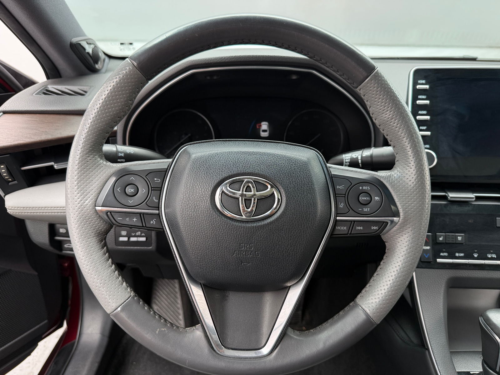 Thumbnail: 2019 Toyota Avalon - 5