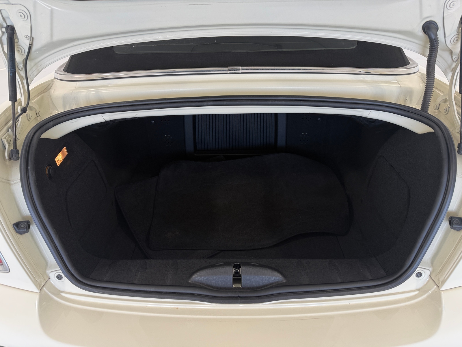 Thumbnail: 2013 MINI Cooper Roadster - 6
