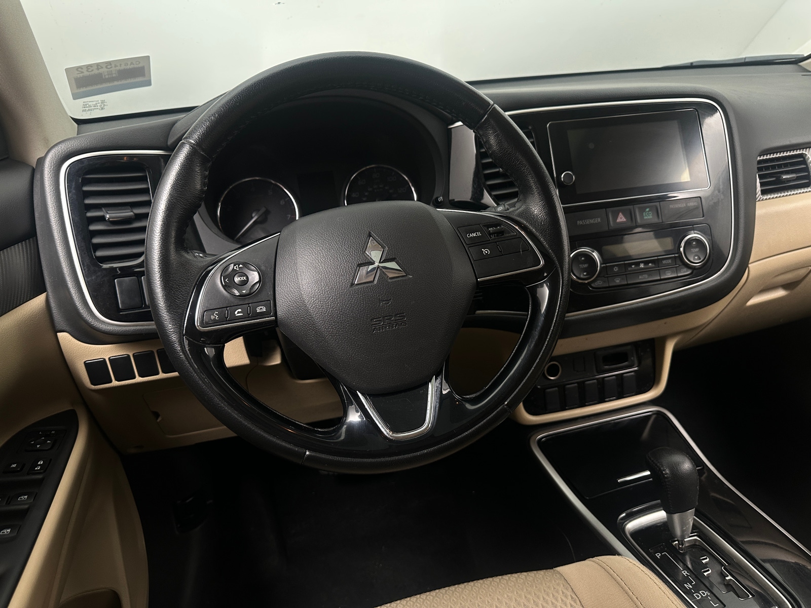 Thumbnail: 2017 Mitsubishi Outlander - 5