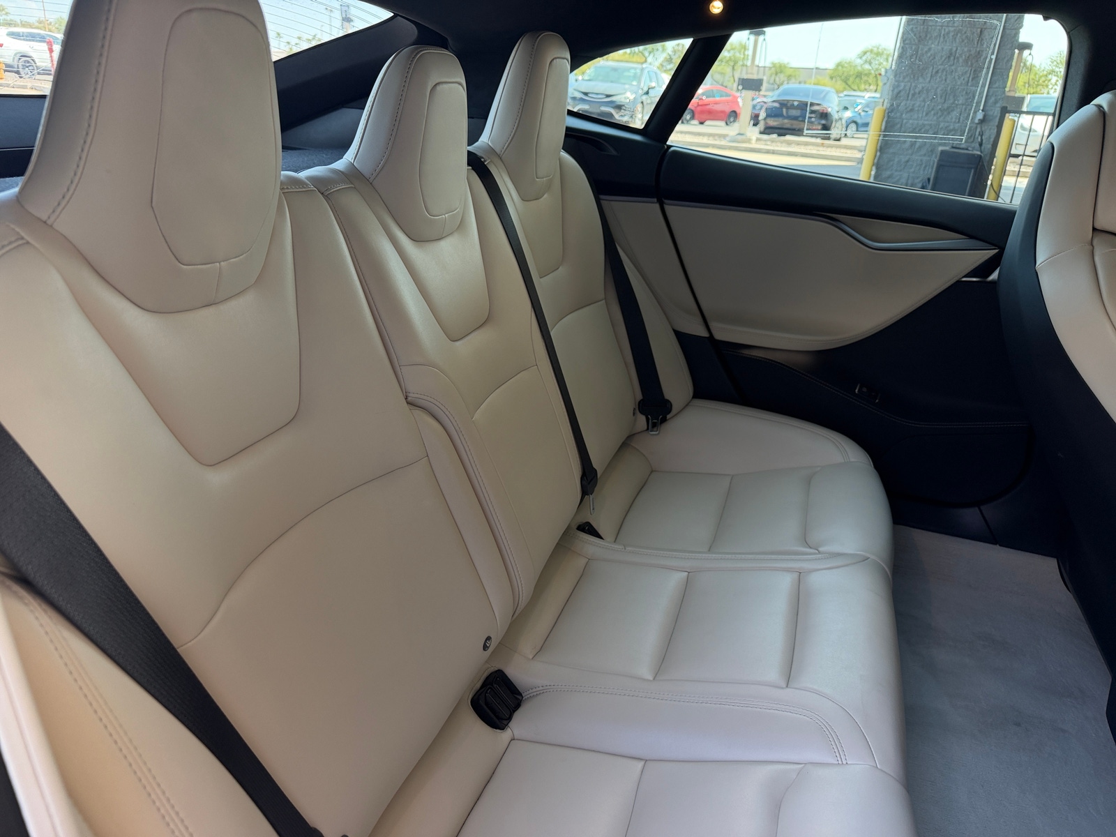 Thumbnail: 2019 Tesla Model S - 5
