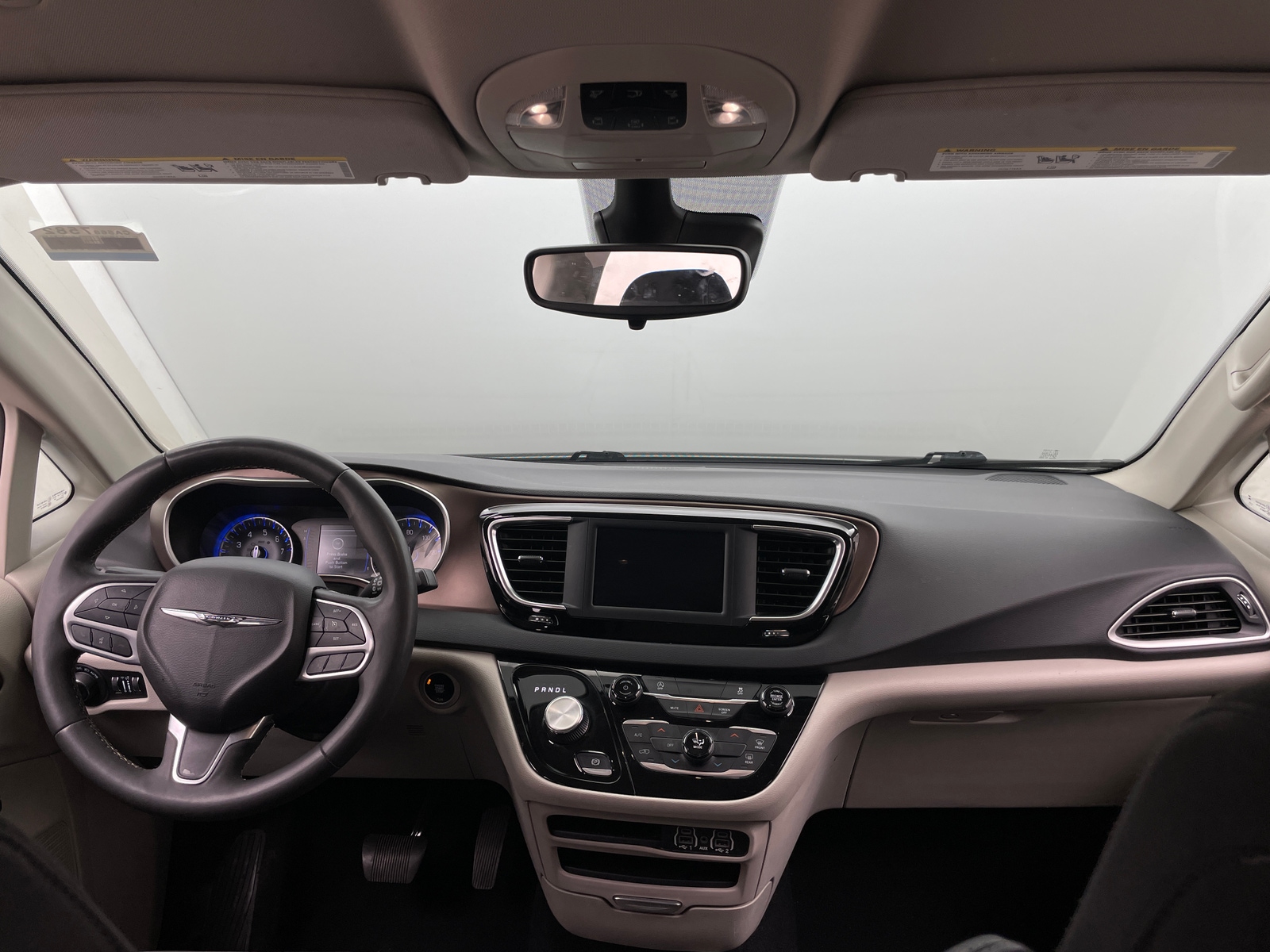 Thumbnail: 2023 Chrysler Voyager - 3