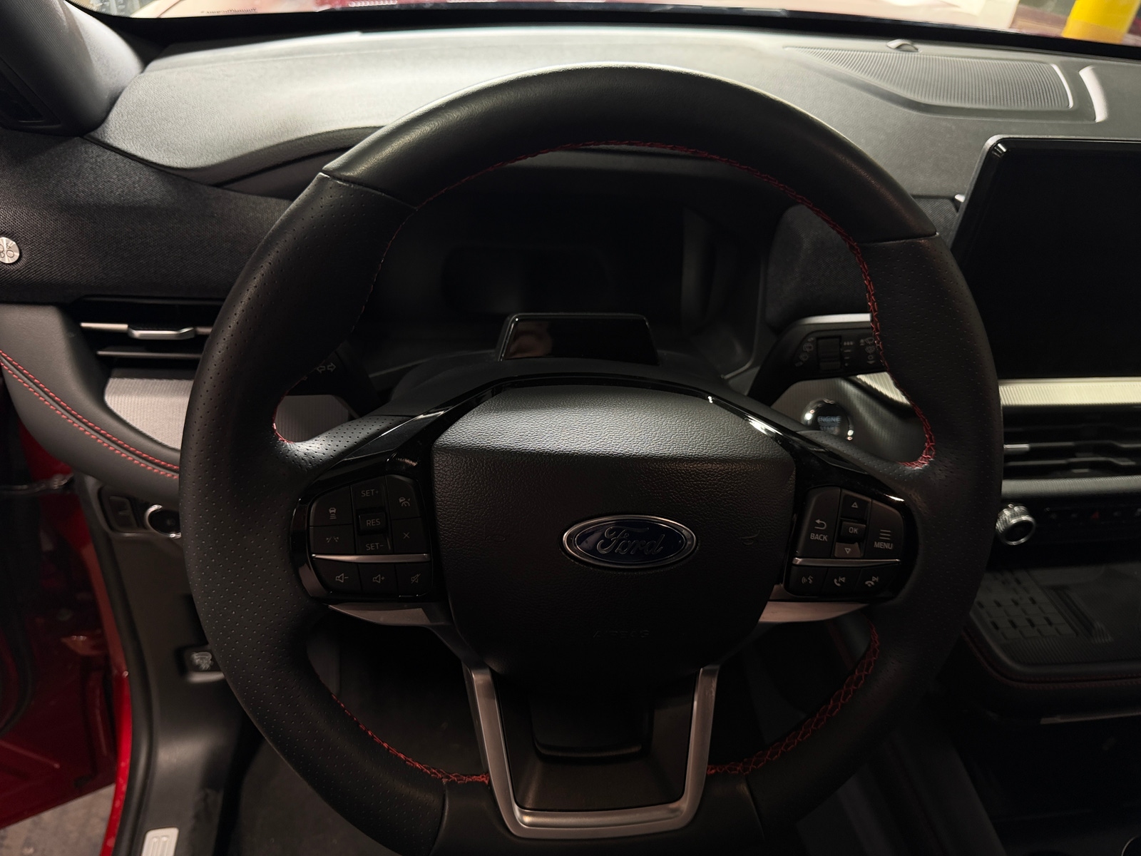 Thumbnail: 2025 Ford Explorer - 4