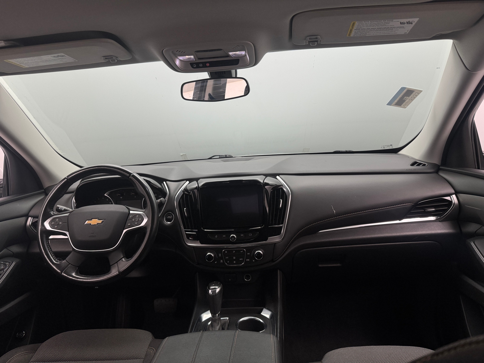 Thumbnail: 2020 Chevrolet Traverse - 3