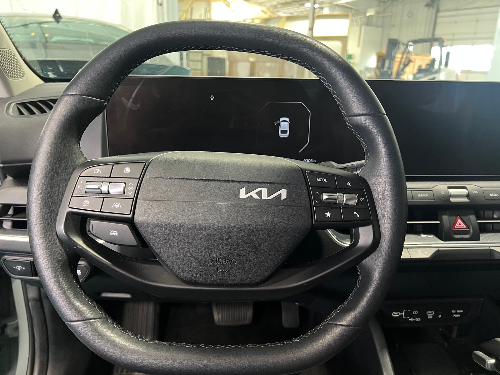 Thumbnail: 2025 Kia K4 - 5