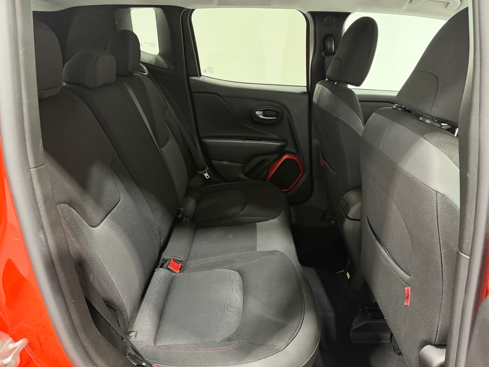 Thumbnail: 2017 Jeep Renegade - 6