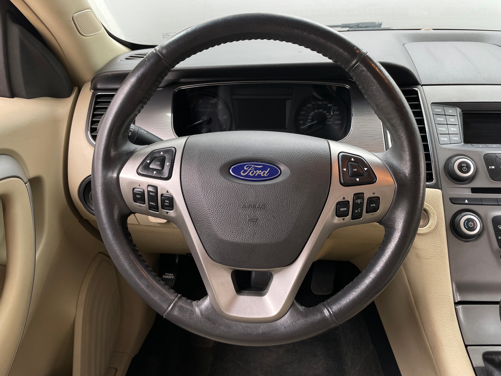 Thumbnail: 2014 Ford Taurus - 5