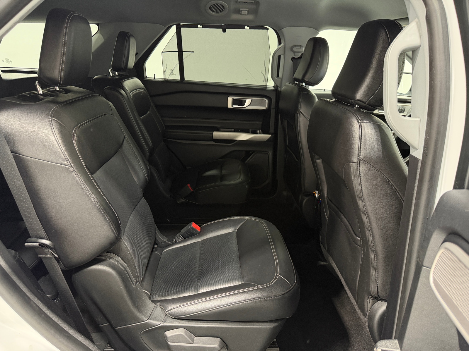 Thumbnail: 2022 Ford Explorer - 5