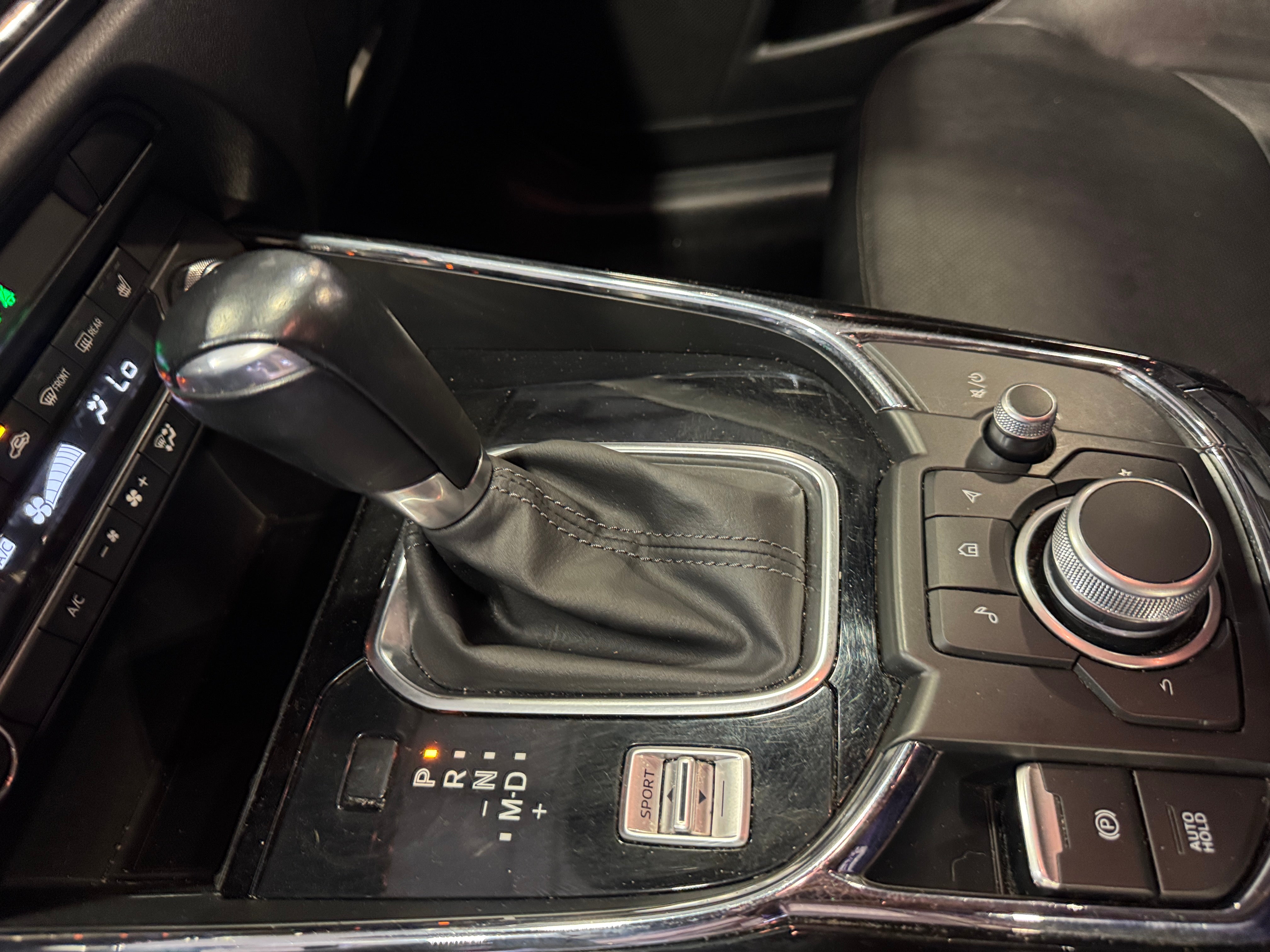 2022 Mazda CX-9 Touring - Photo 7