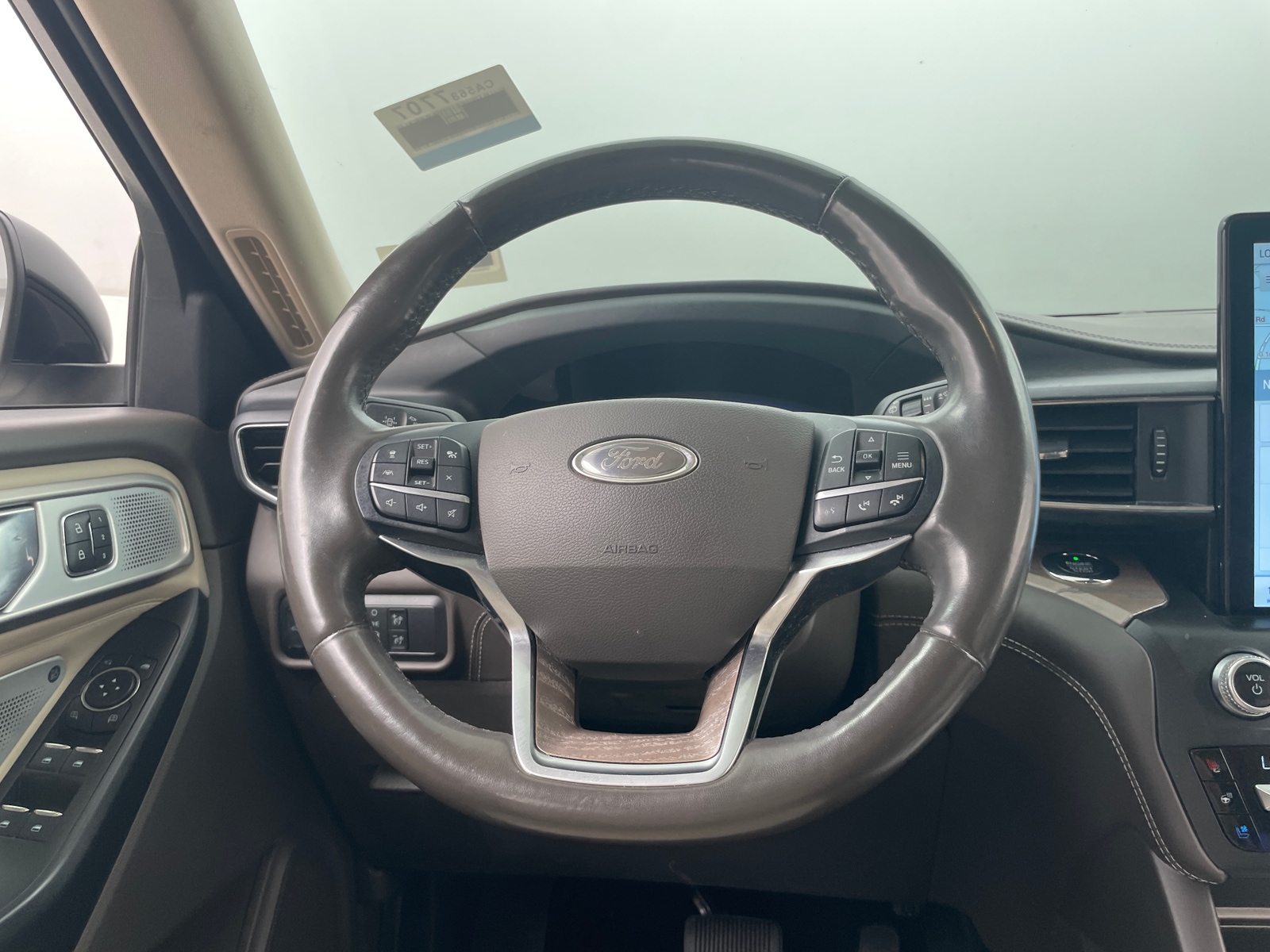 Thumbnail: 2020 Ford Explorer - 4
