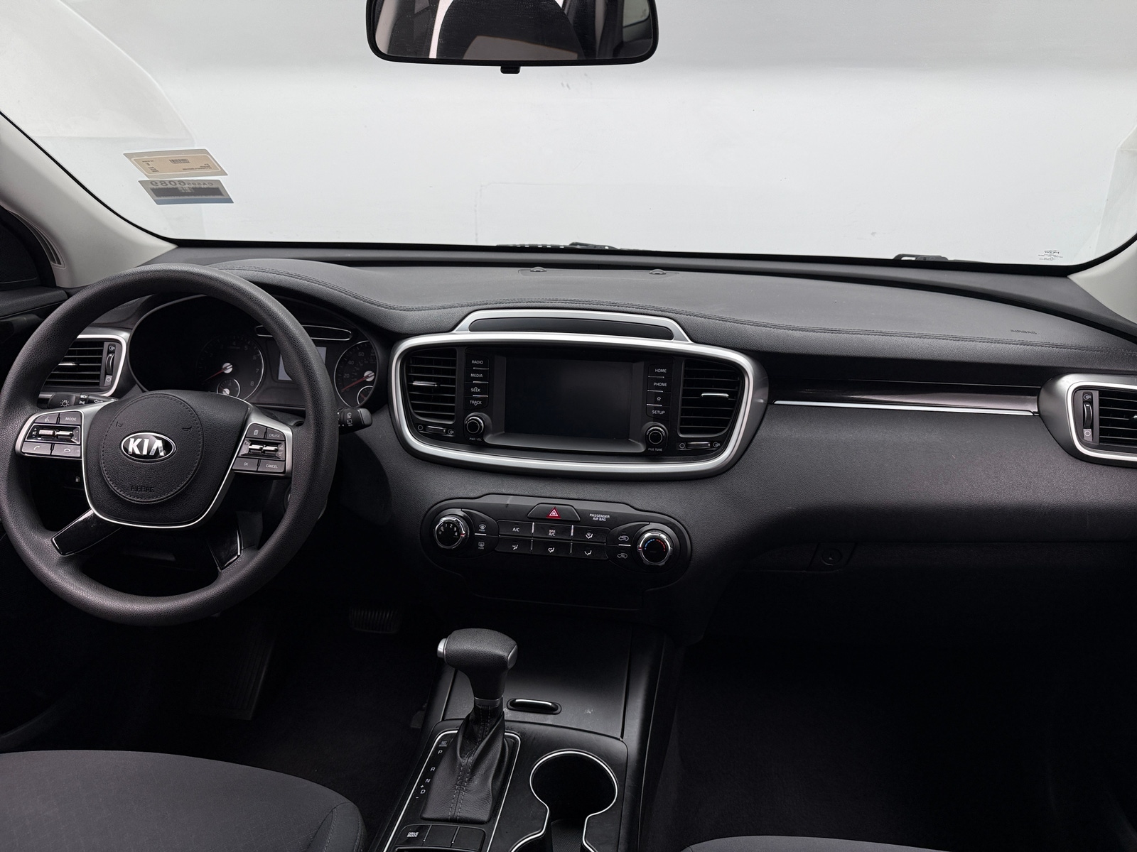 Thumbnail: 2020 Kia Sorento - 3