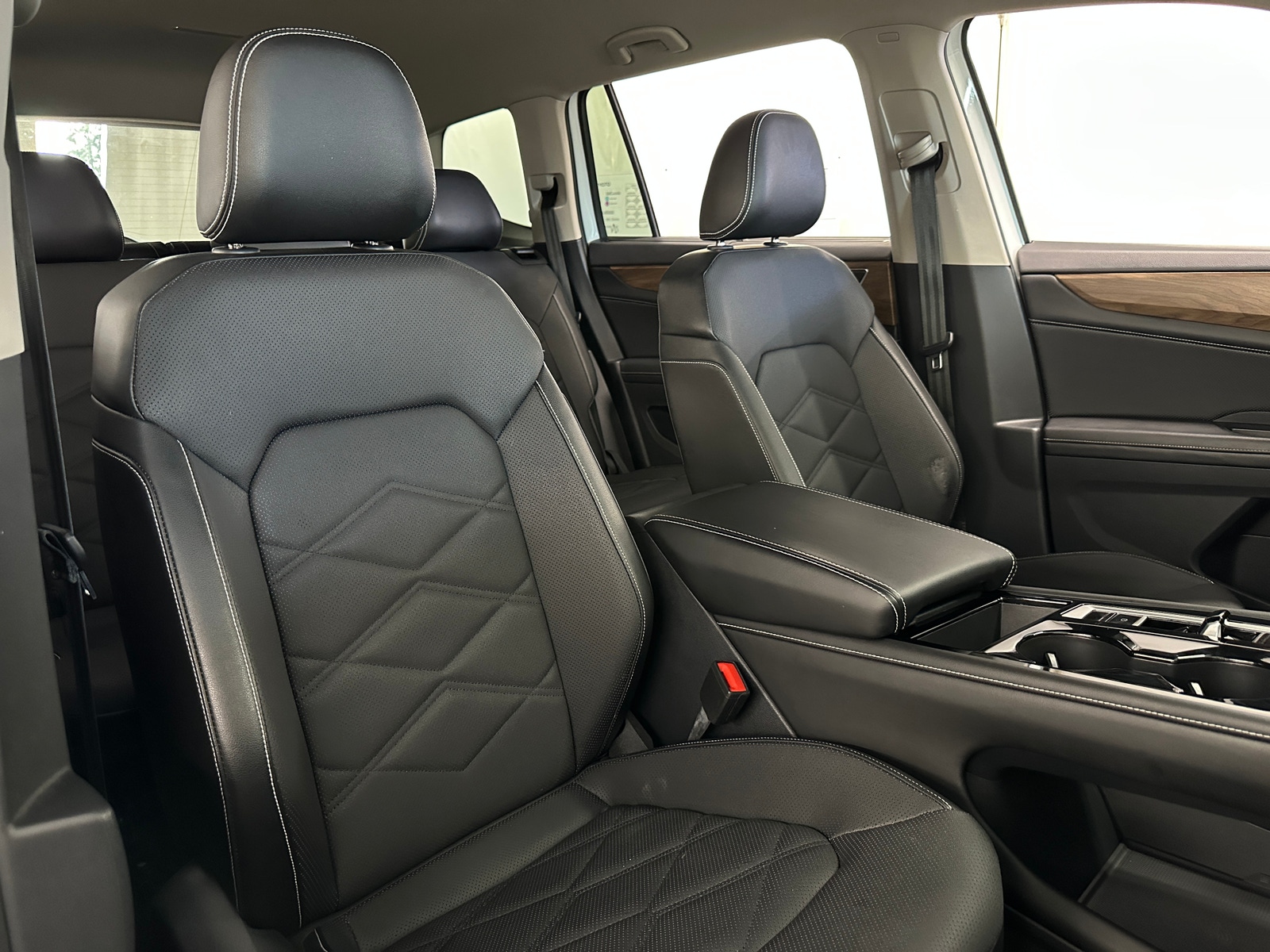 Thumbnail: 2024 Volkswagen Atlas - 2