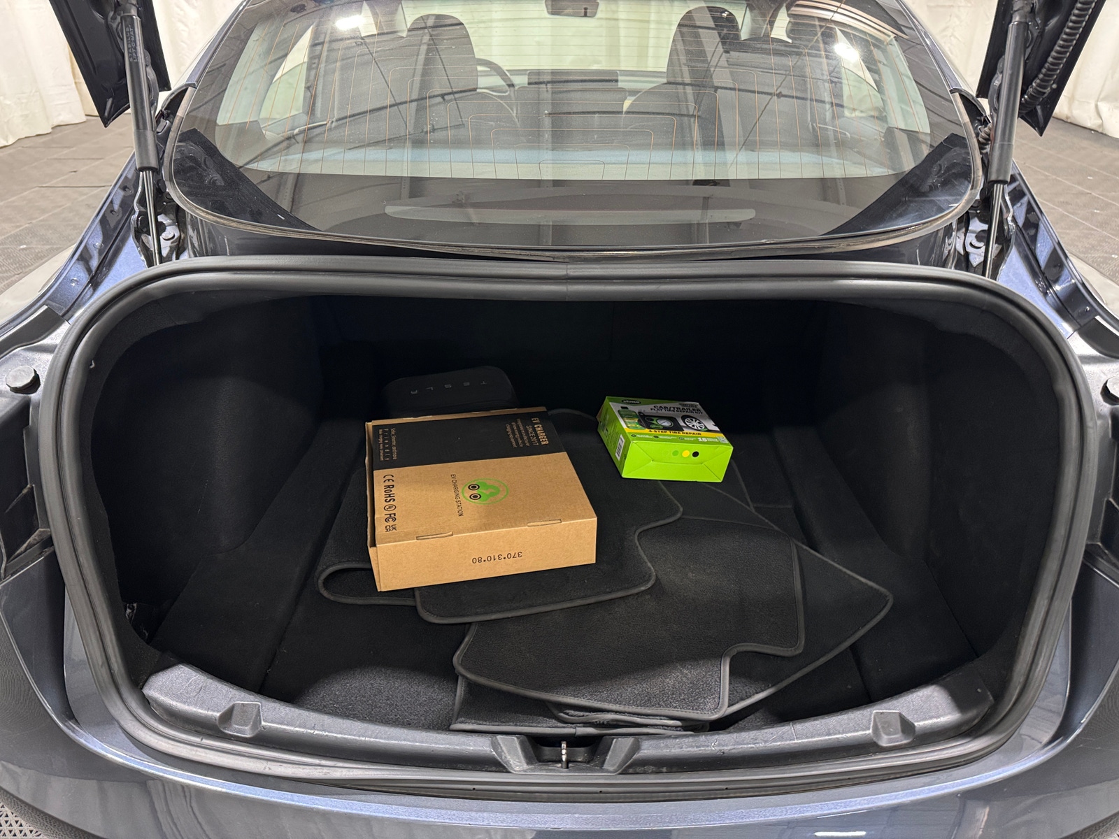 Thumbnail: 2018 Tesla Model 3 - 6