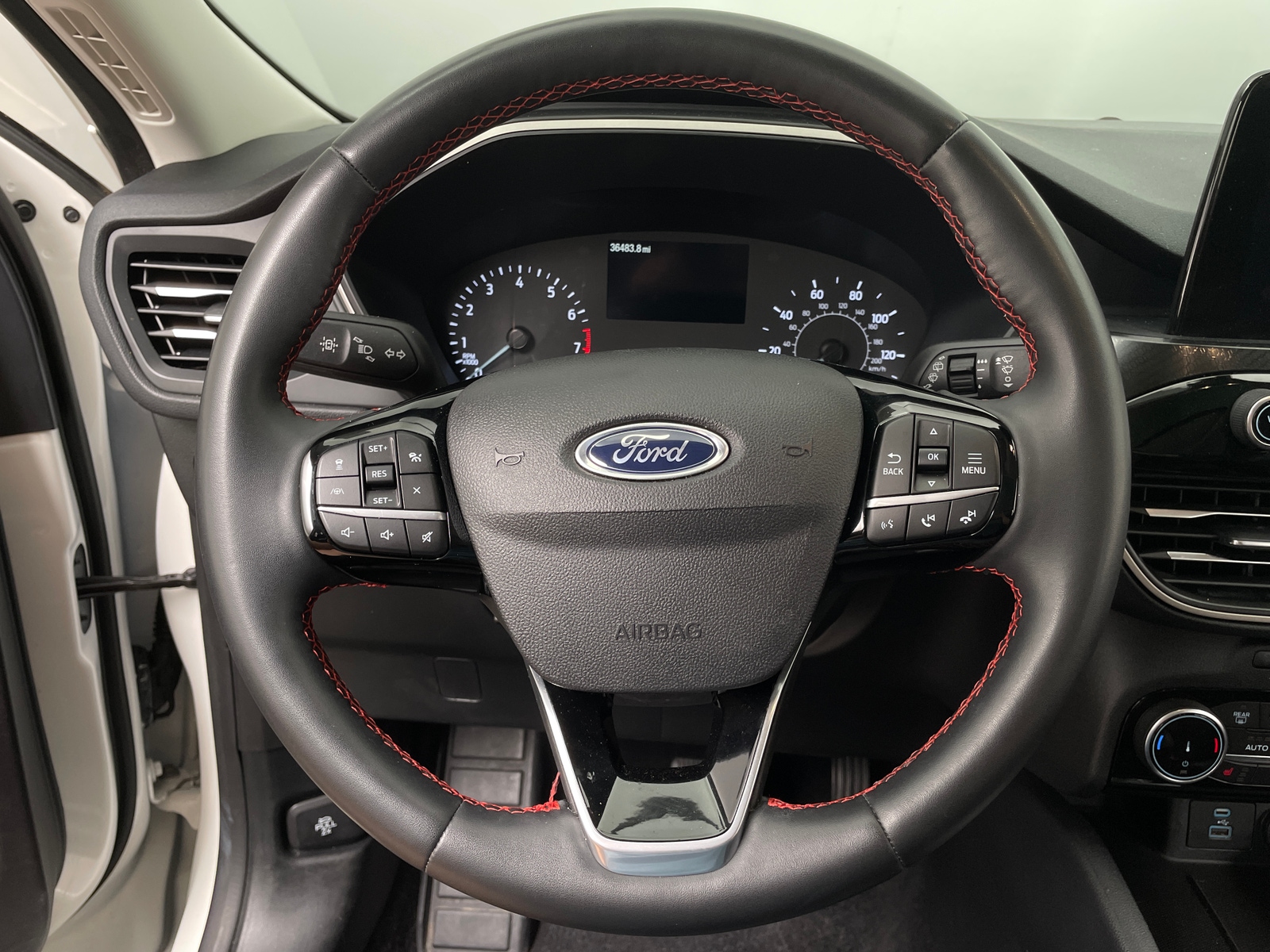 Thumbnail: 2022 Ford Escape - 4