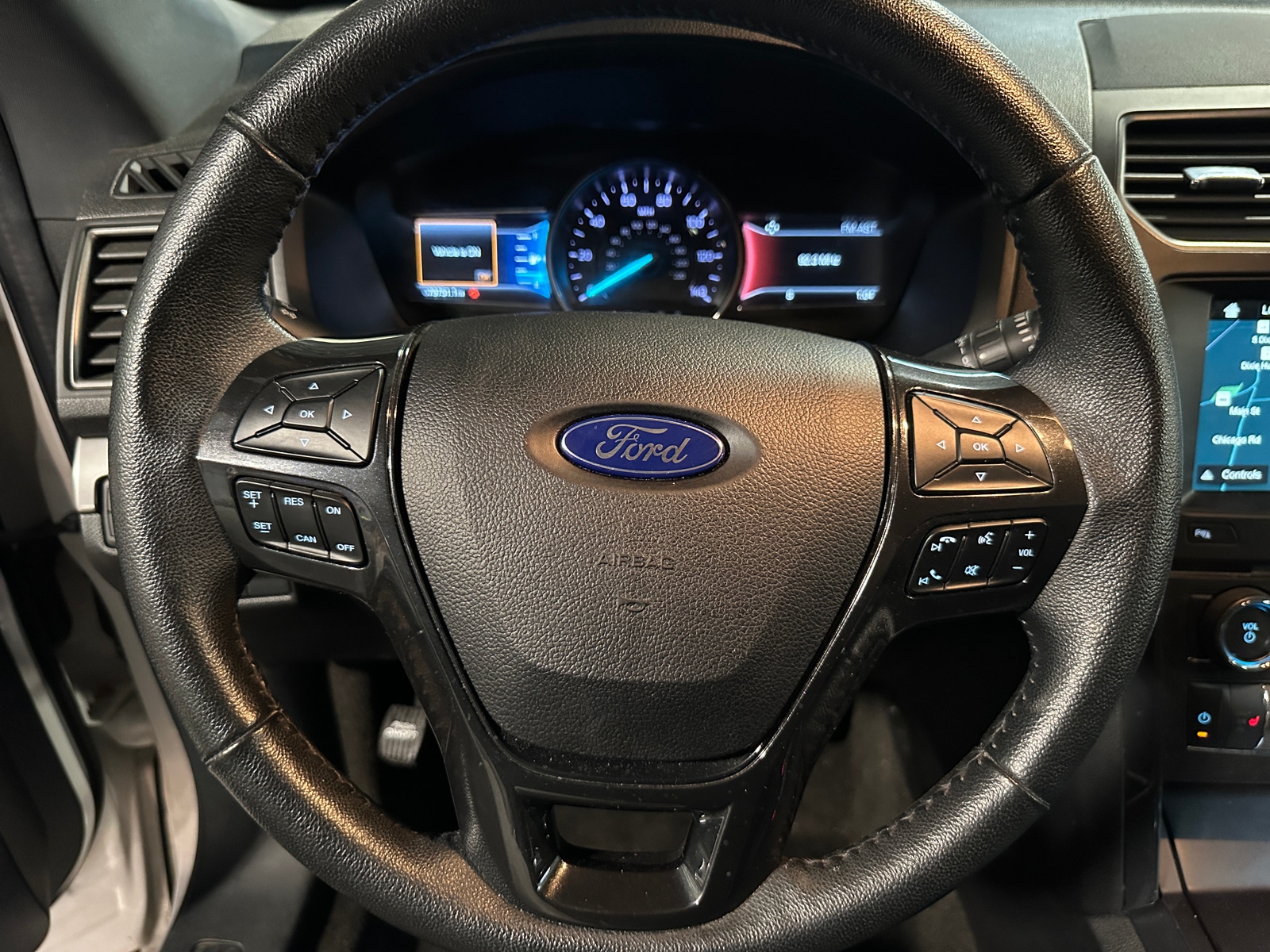 Thumbnail: 2018 Ford Explorer - 5