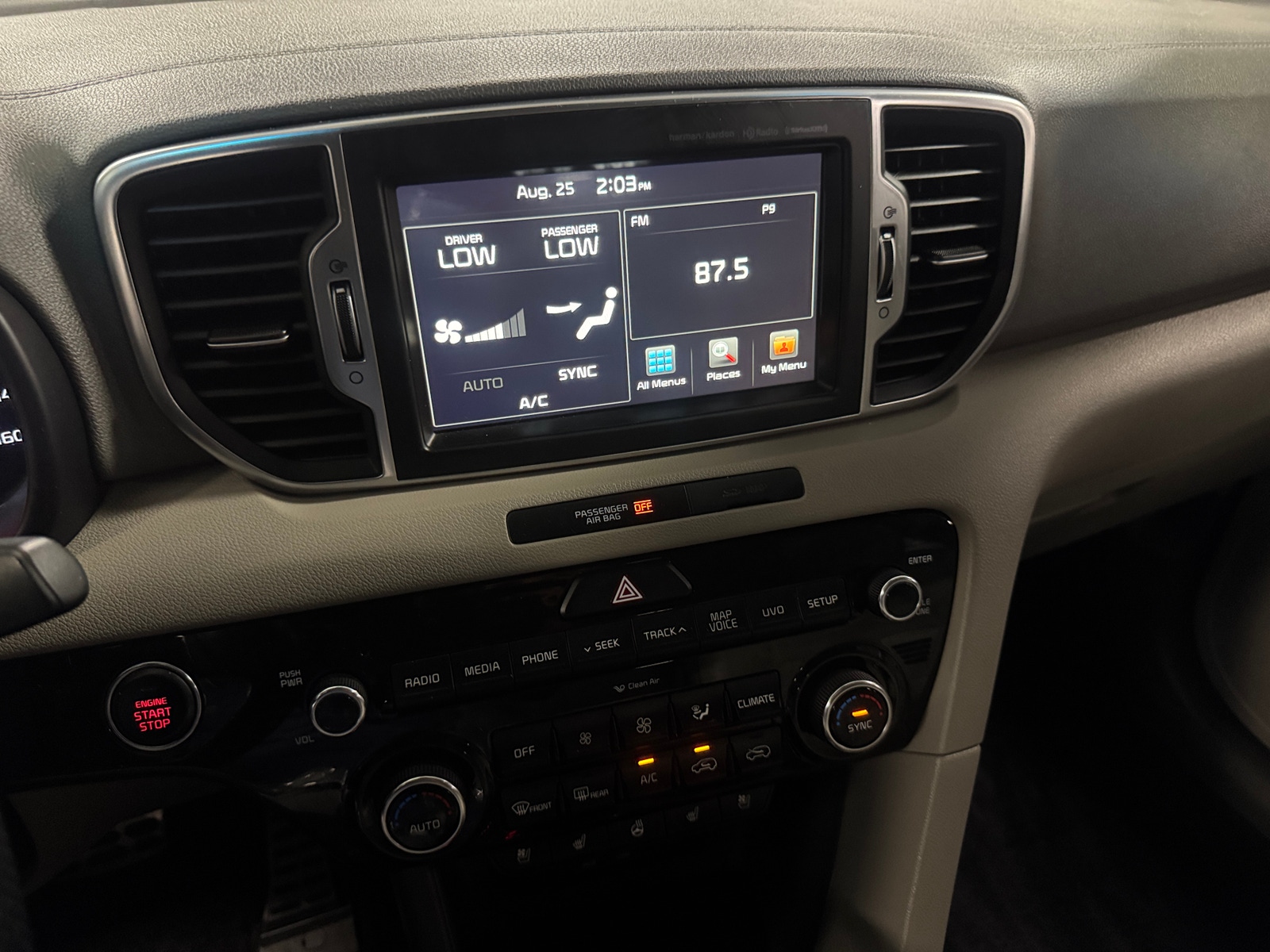 Thumbnail: 2017 Kia Sportage - 3