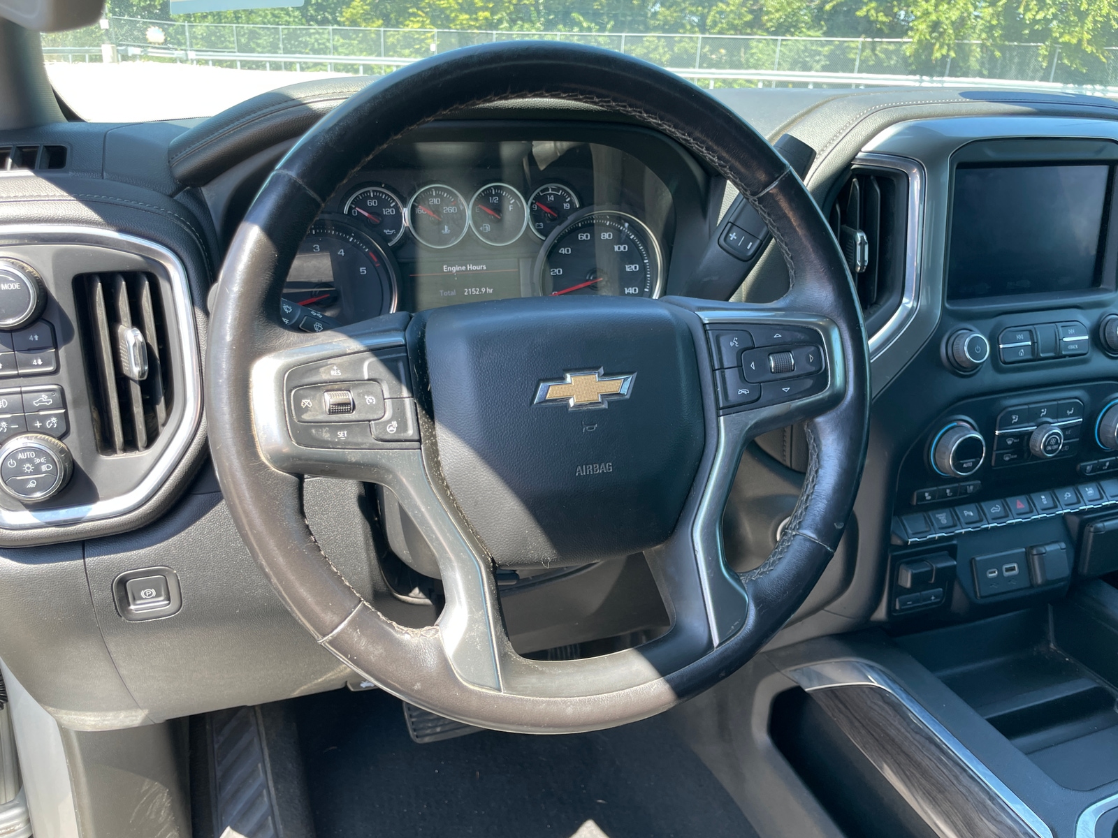 Thumbnail: 2022 Chevrolet Silverado 3500 - 4