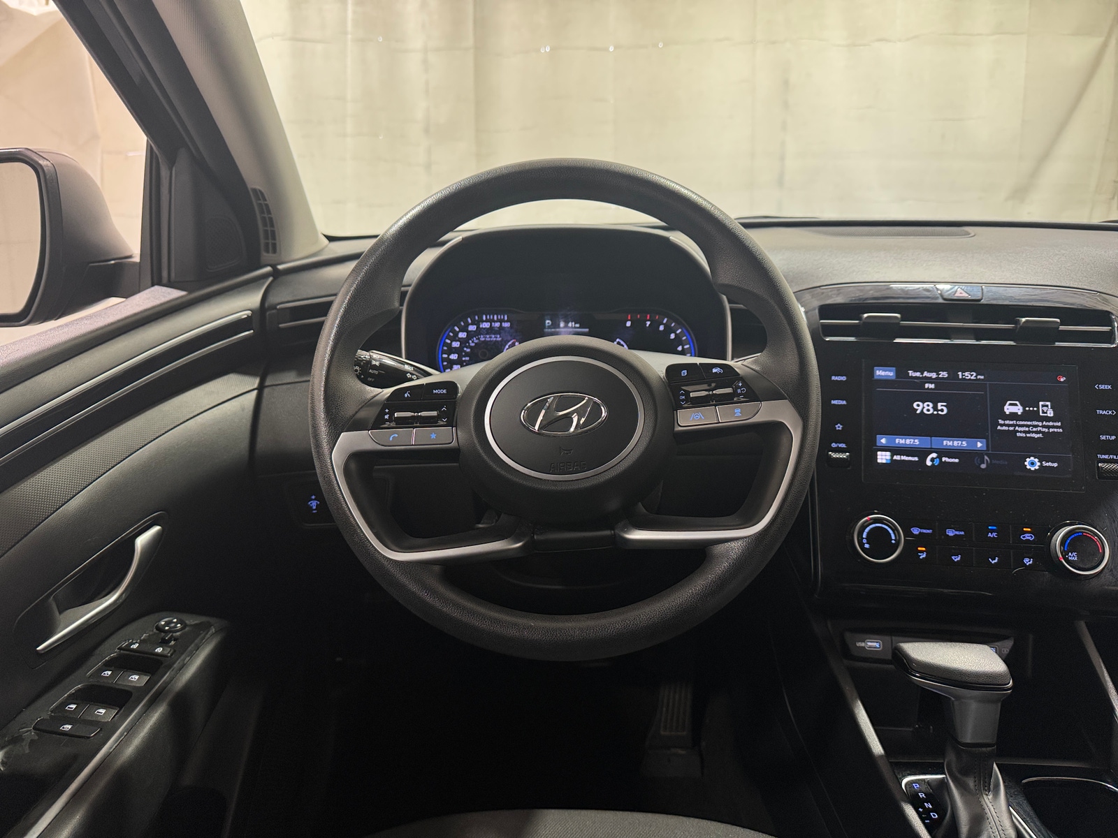 Thumbnail: 2023 Hyundai Tucson - 5