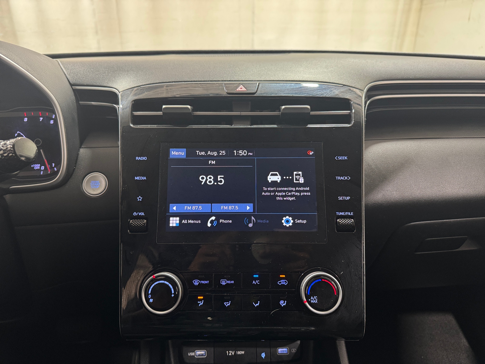 Thumbnail: 2023 Hyundai Tucson - 4