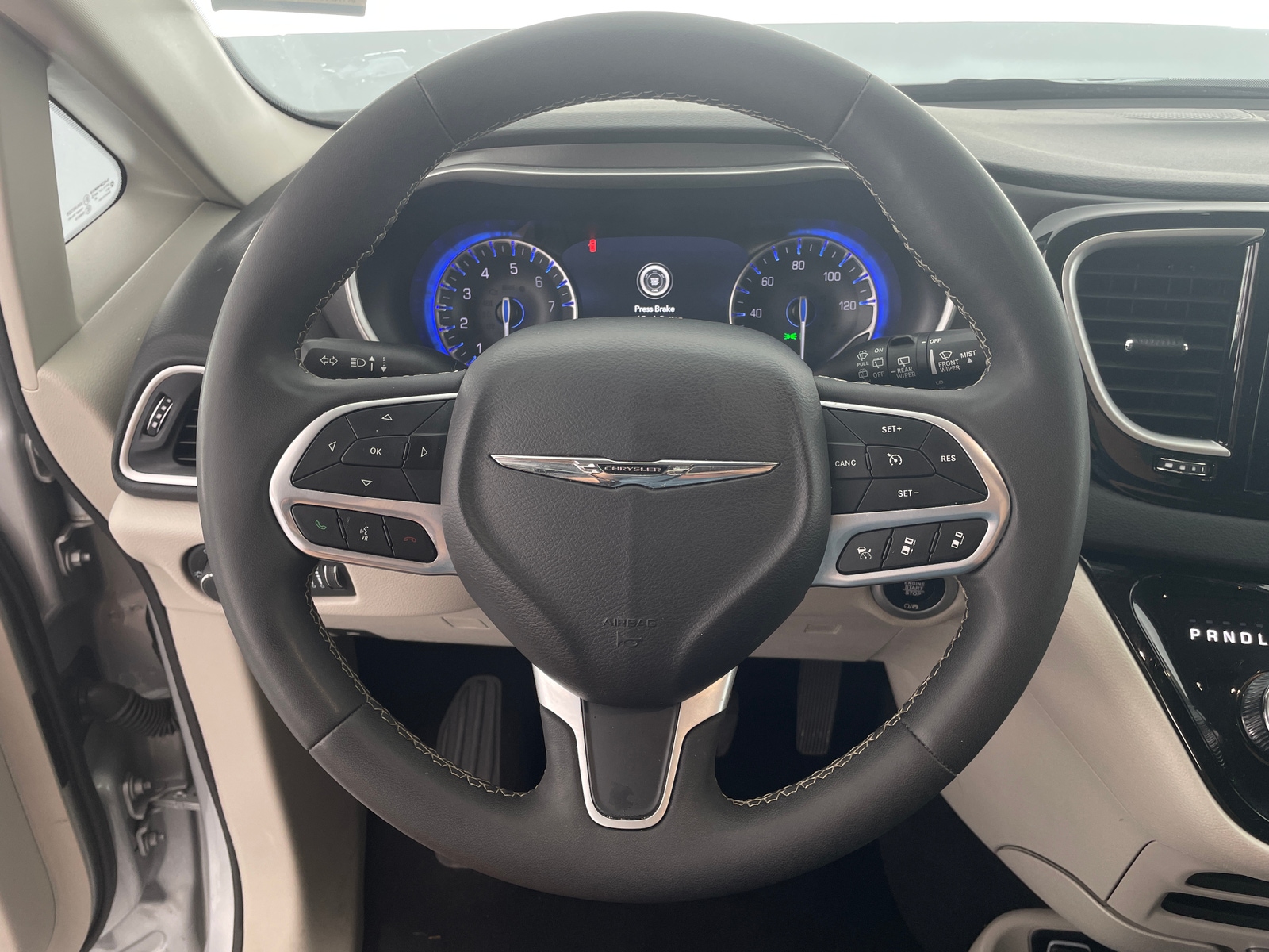 Thumbnail: 2024 Chrysler Pacifica - 4