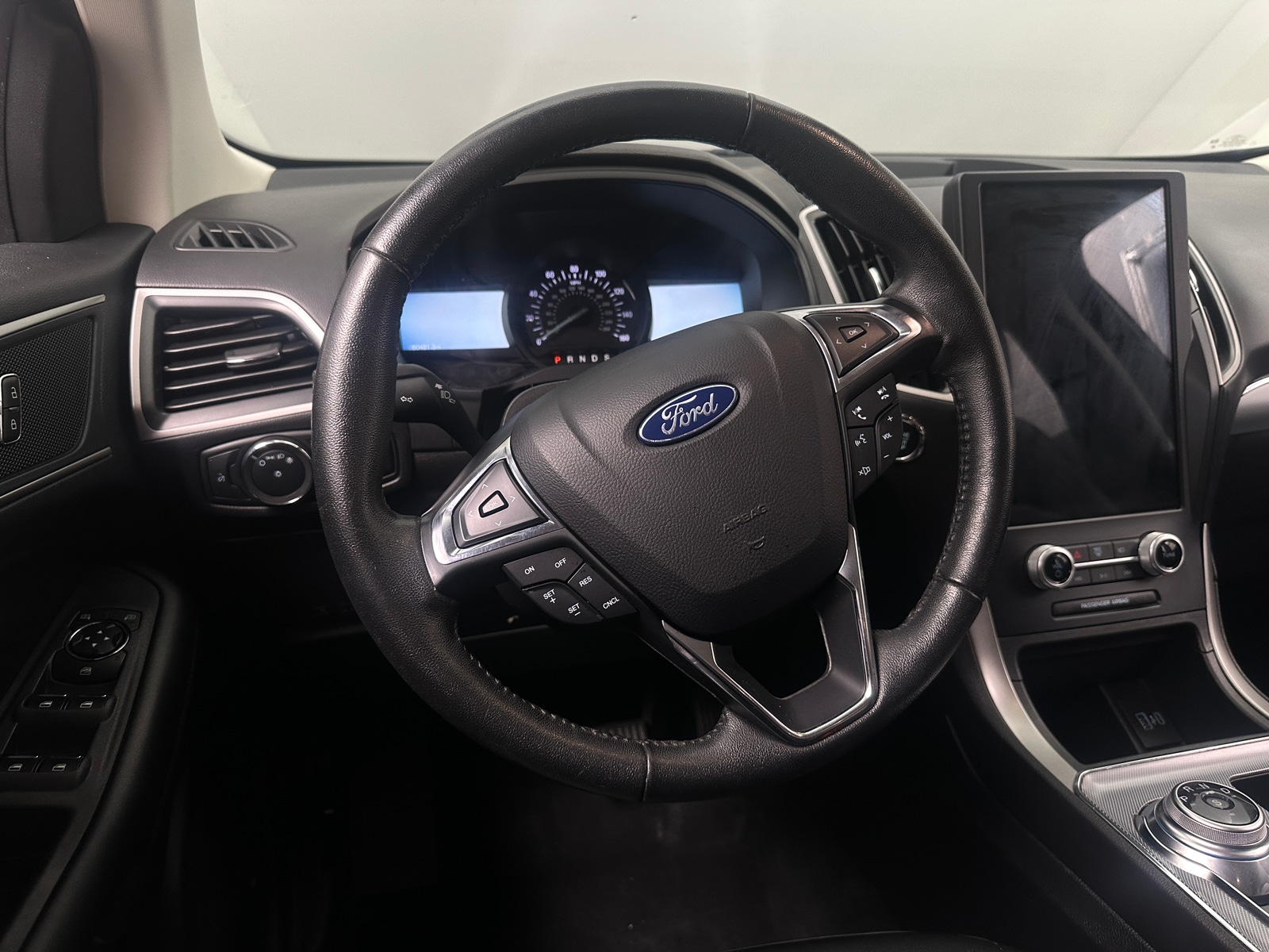 Thumbnail: 2022 Ford Edge - 4