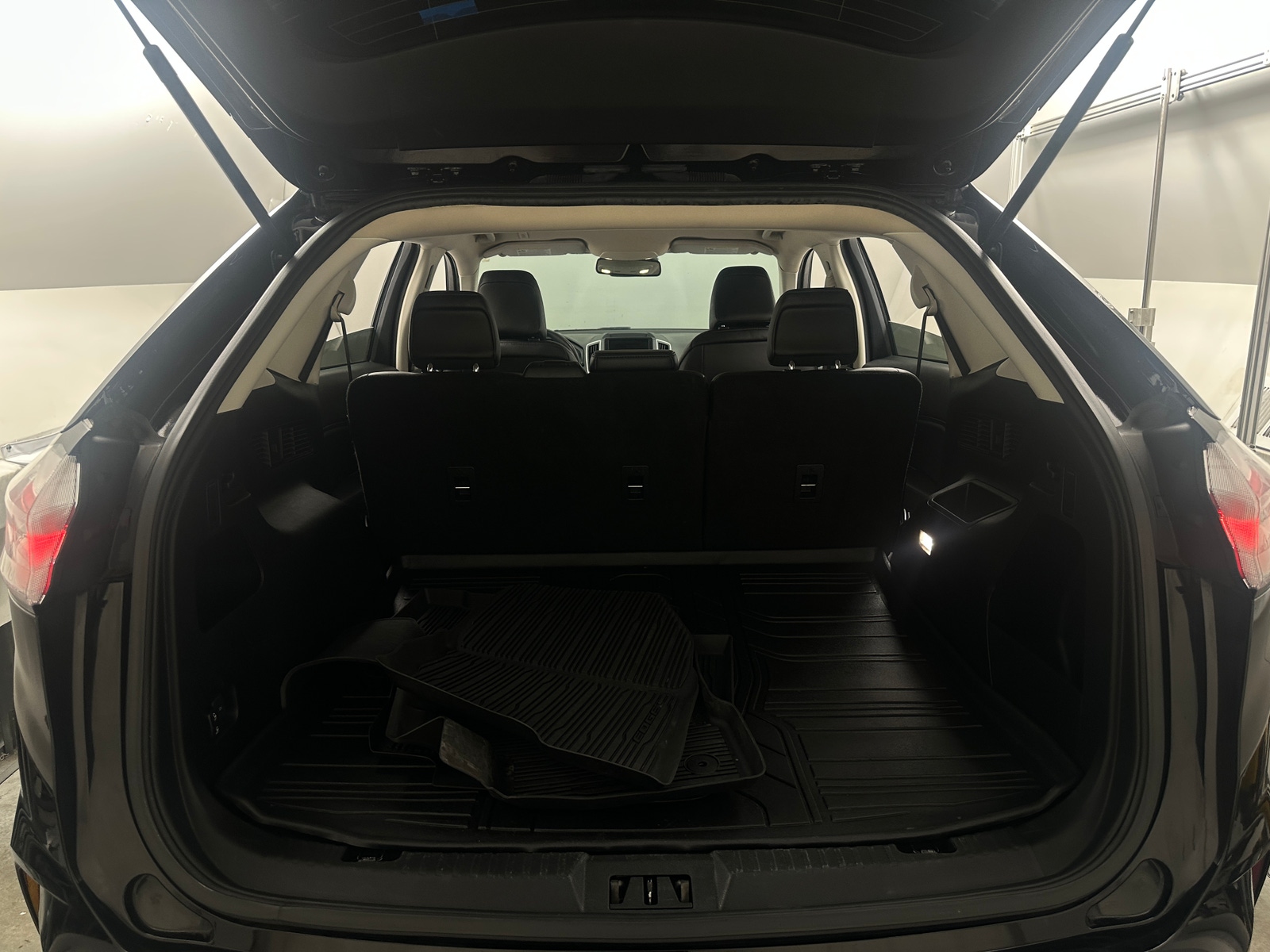 Thumbnail: 2022 Ford Edge - 6